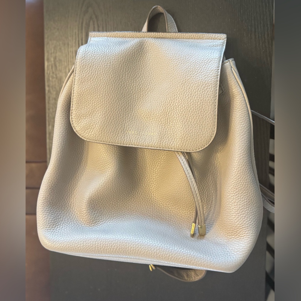 MARC JACOBS pebble leather taupe grey backpack purse gold hardware small medium